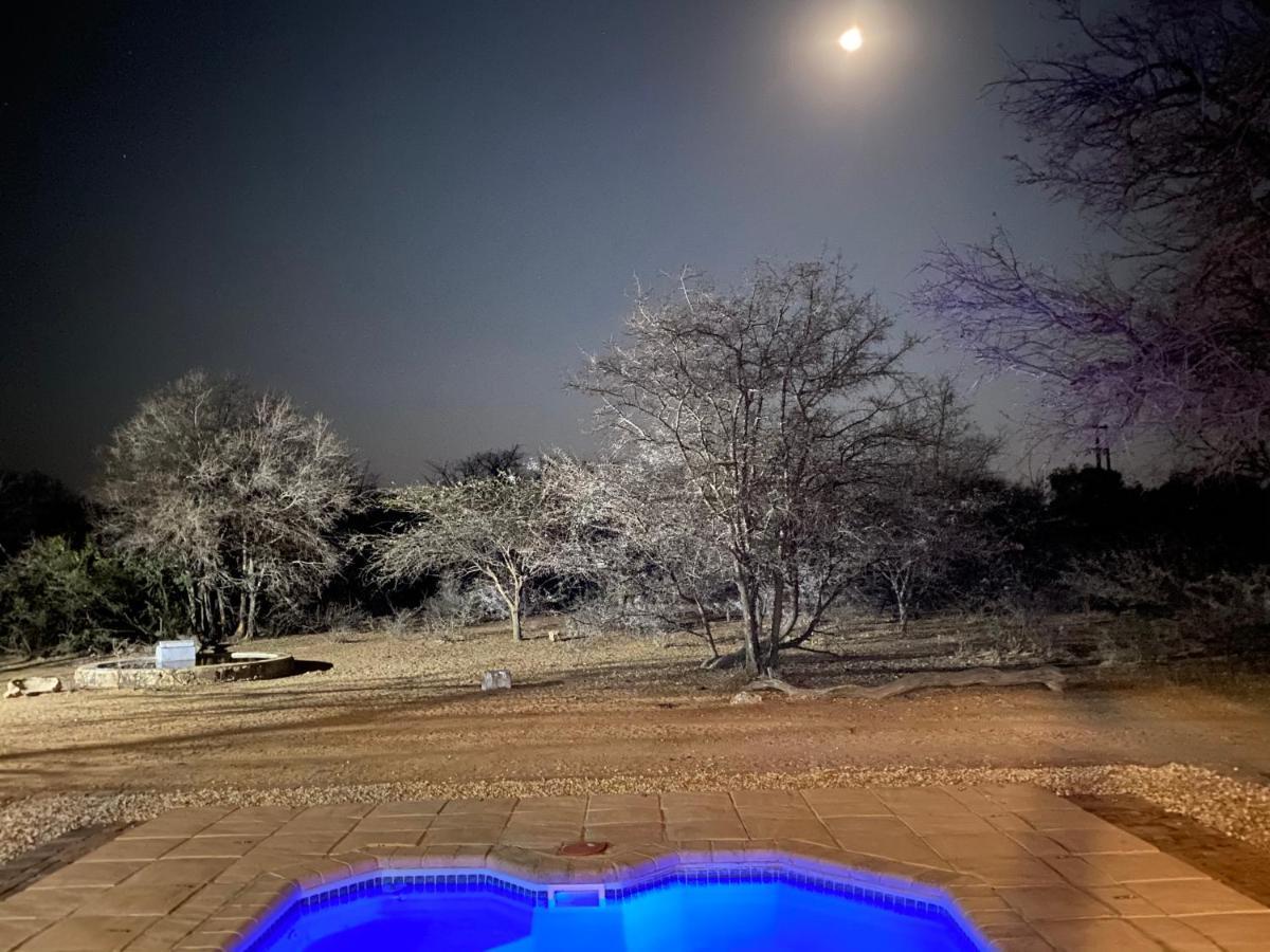 Twiga Lodge Mabalingwe Bela-Bela Exterior foto